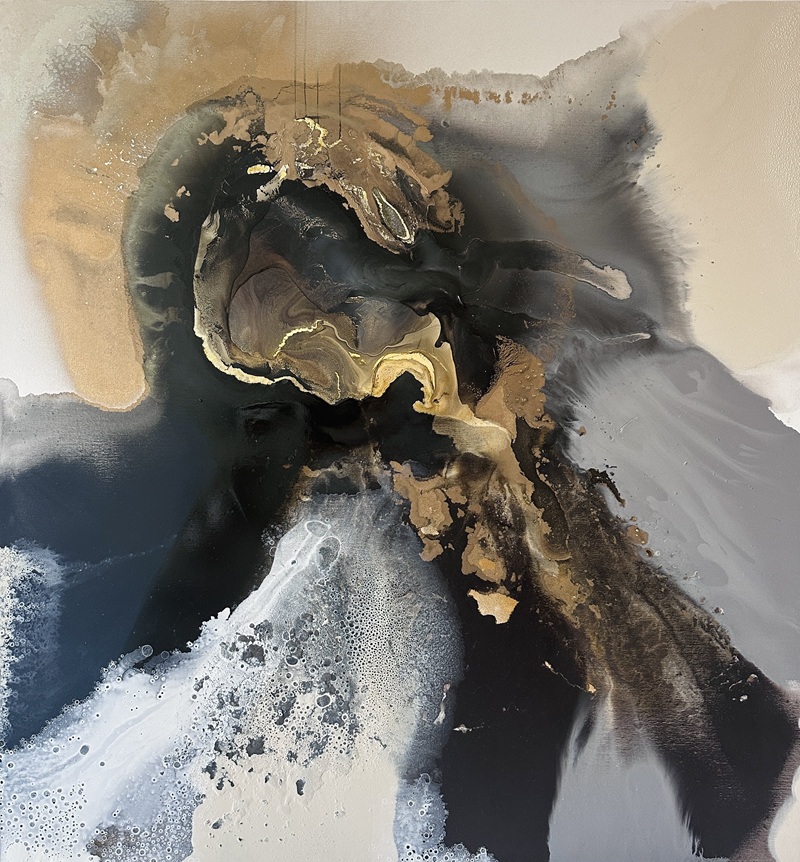 Saturno, Obra de Maral Ríos